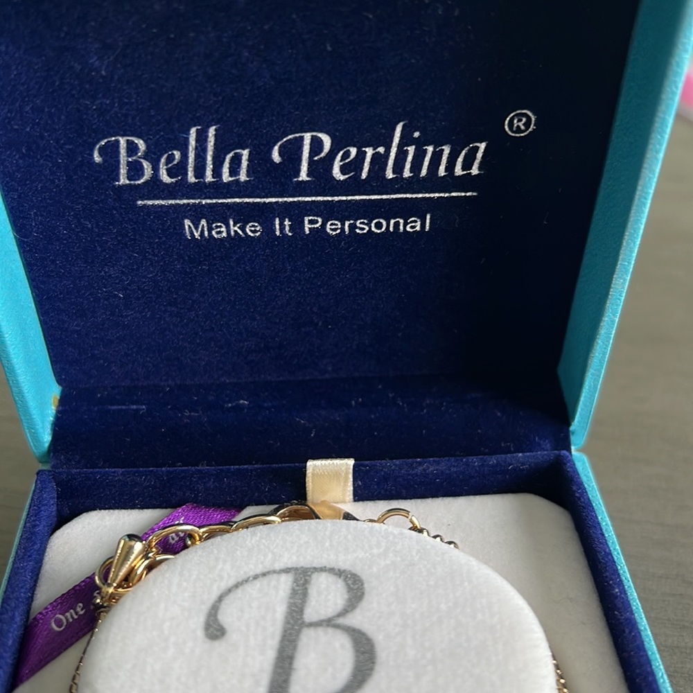 Bella Perlina Make it Personal Gold Tone Charm Bracelet NIB - Picture 3 of 7